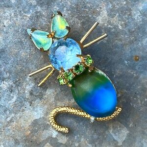 •vintage• kitty cat brooch